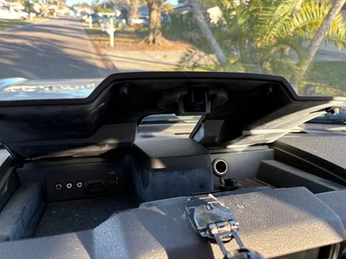 Used 2015 Ford F350 Lariat w/ Chrome Package image 13