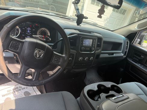 Used 2013 RAM 1500 Express AWD/4WD image 8