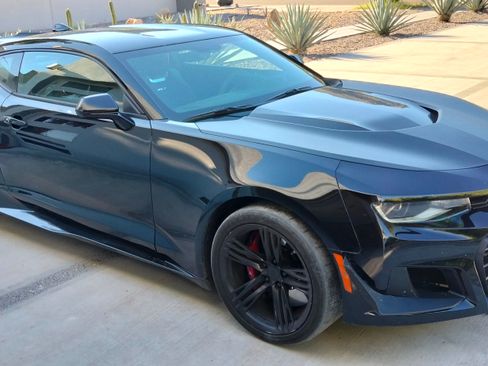 Used 2023 Chevrolet Camaro ZL1 image 2