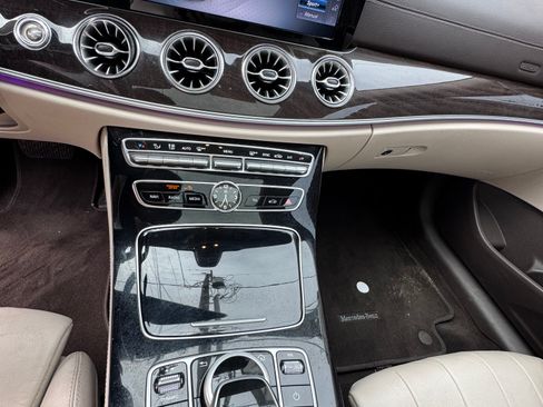 Used 2018 Mercedes-Benz E 400 4MATIC Coupe image 14