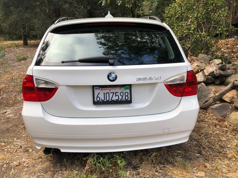 Used 2007 BMW 328xi Wagon AWD/4WD image 12