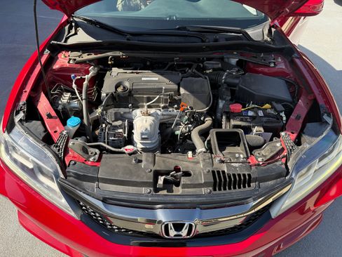 Used 2017 Honda Accord EX-L image 9
