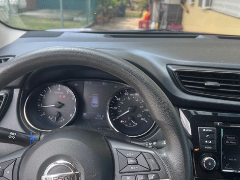 Used 2019 Nissan Rogue Sport FWD image 11