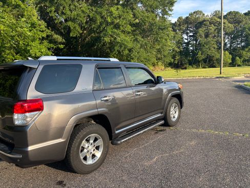 Used 2012 Toyota 4Runner SR5 w/ Convenience Pkg RWD image 15