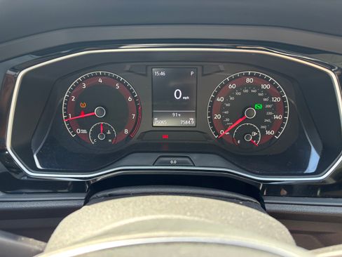 Used 2020 Volkswagen Jetta SE w/ SE Cold Weather Package FWD image 22