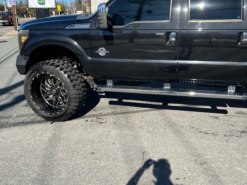 Used 2014 Ford F350 Platinum AWD/4WD image 2
