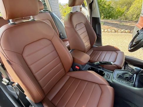 Used 2018 Volkswagen Golf Alltrack SEL image 6