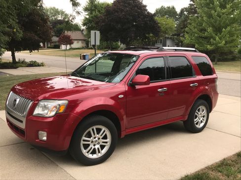 Used 2009 Mercury Mariner Premier image 1