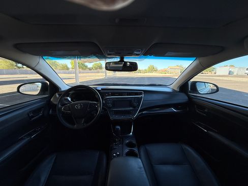 Used 2014 Toyota Avalon XLE Premium image 12