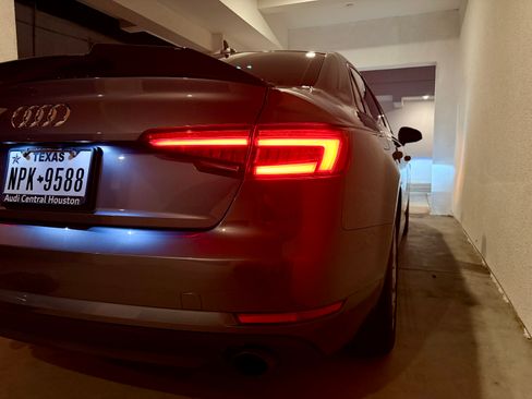 Used 2017 Audi A4 2.0T Premium w/ Convenience Package image 10