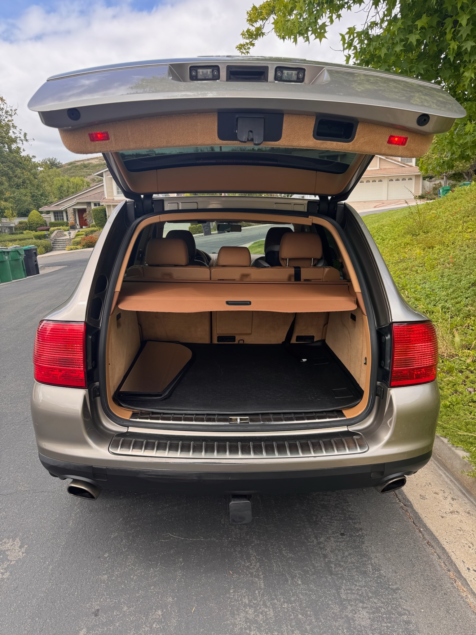 Used 2004 Porsche Cayenne S AWD/4WD image 5