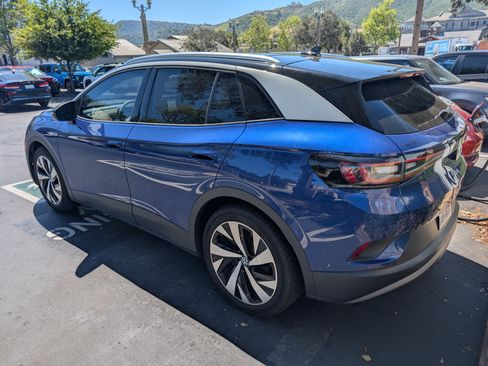 Used 2021 Volkswagen ID.4 1st Edition image 2