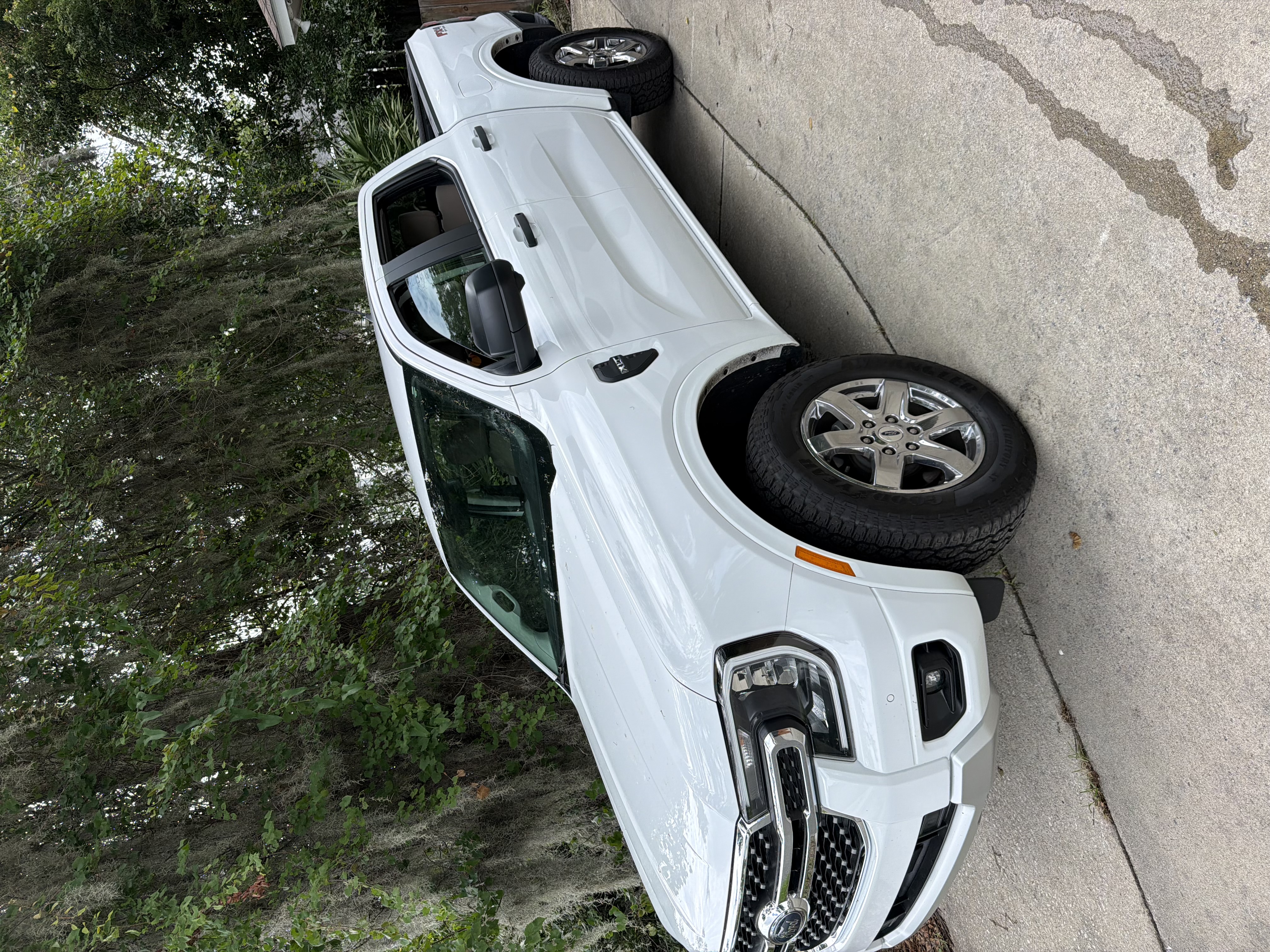 Used 2025 Ford Ranger XLT w/ FX4 Off-Road Package AWD/4WD image 1