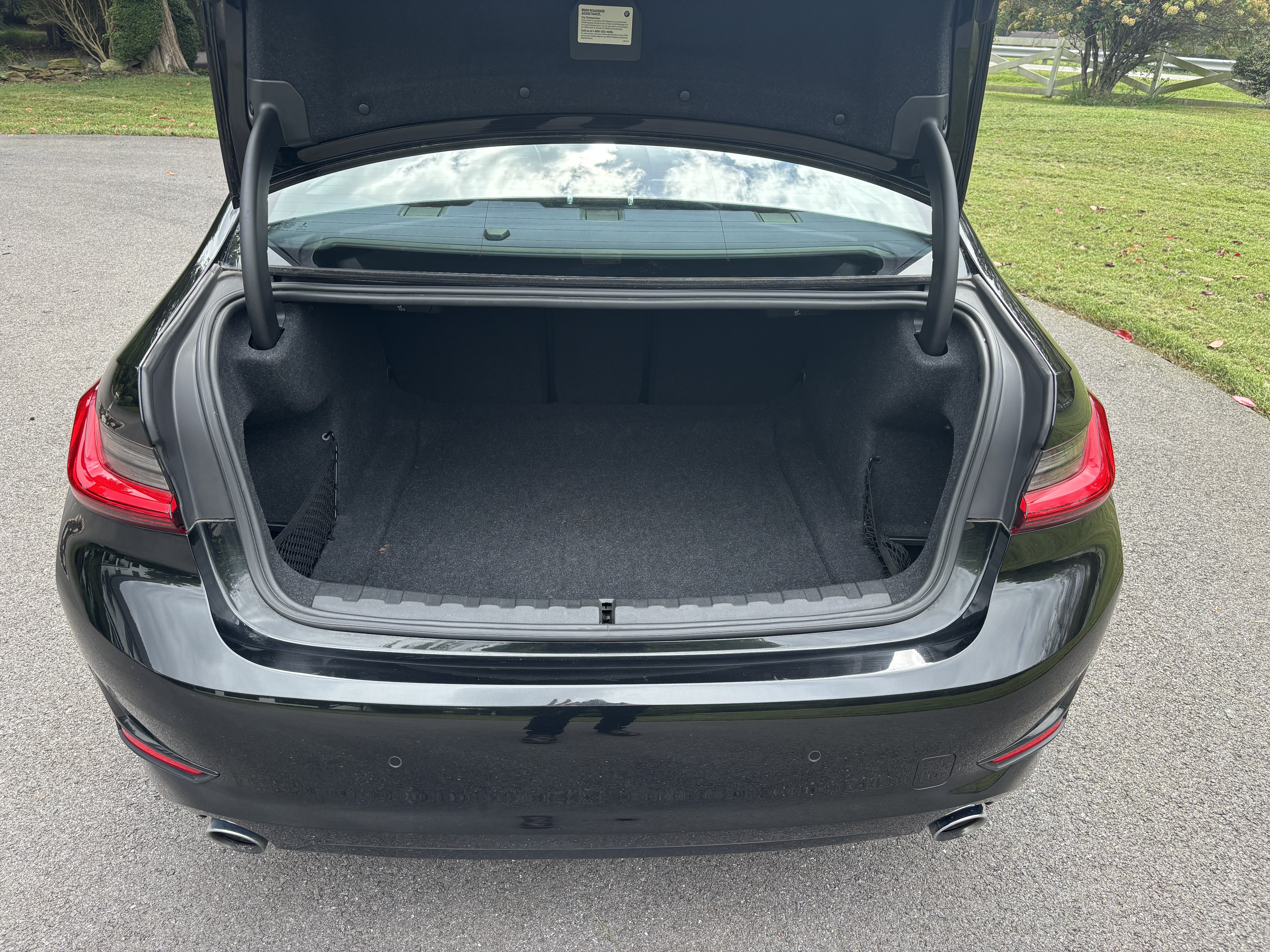 Used 2019 BMW 330i xDrive Sedan AWD/4WD image 16