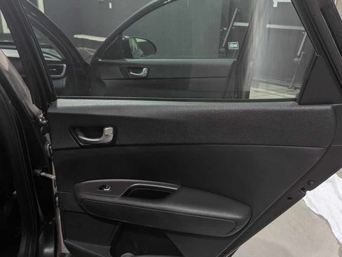 Used 2016 Kia Optima LX image 11