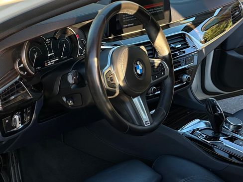 Used 2018 BMW 530e image 20