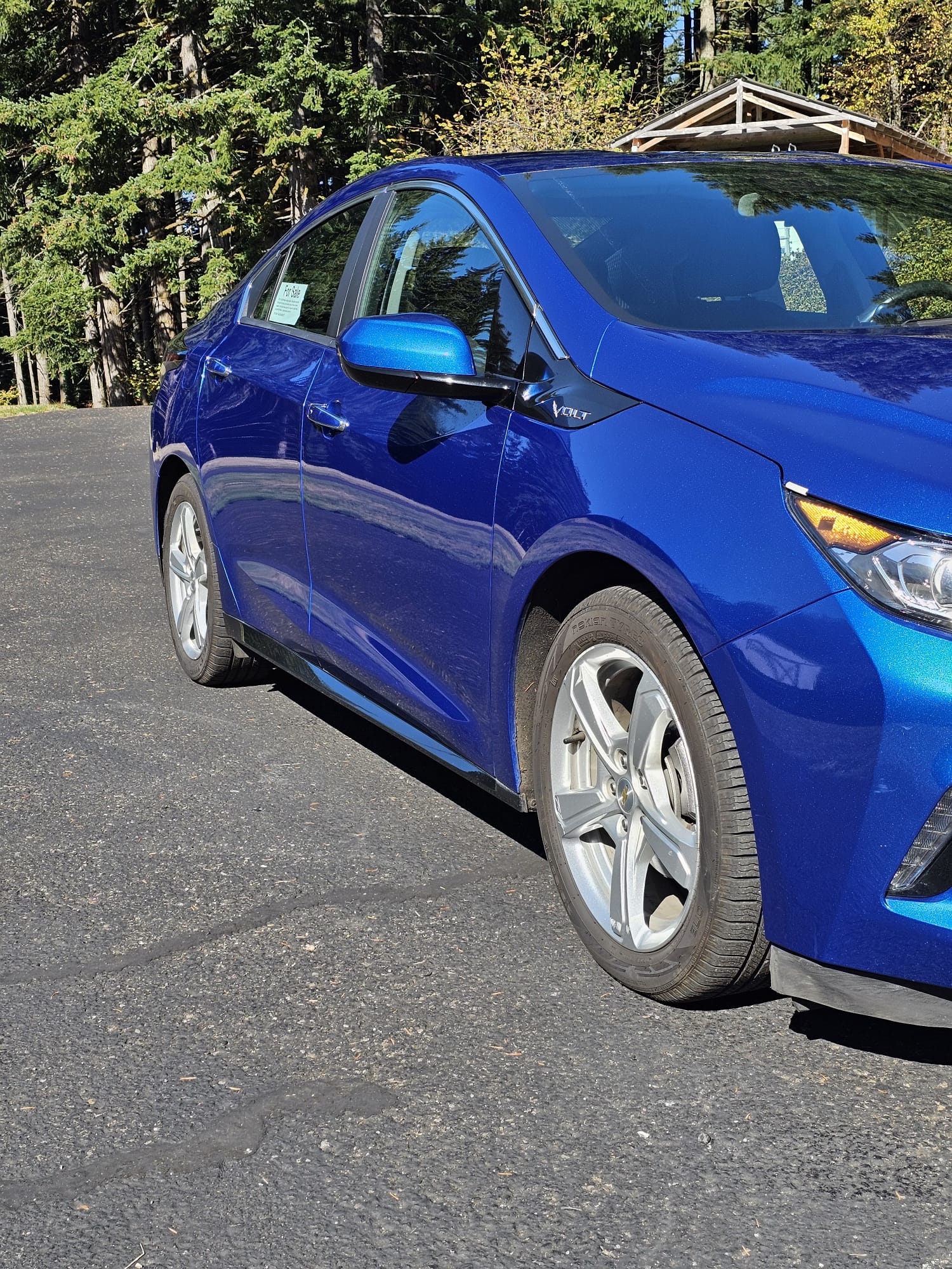 Used 2017 Chevrolet Volt LT w/ Comfort Package FWD image 12