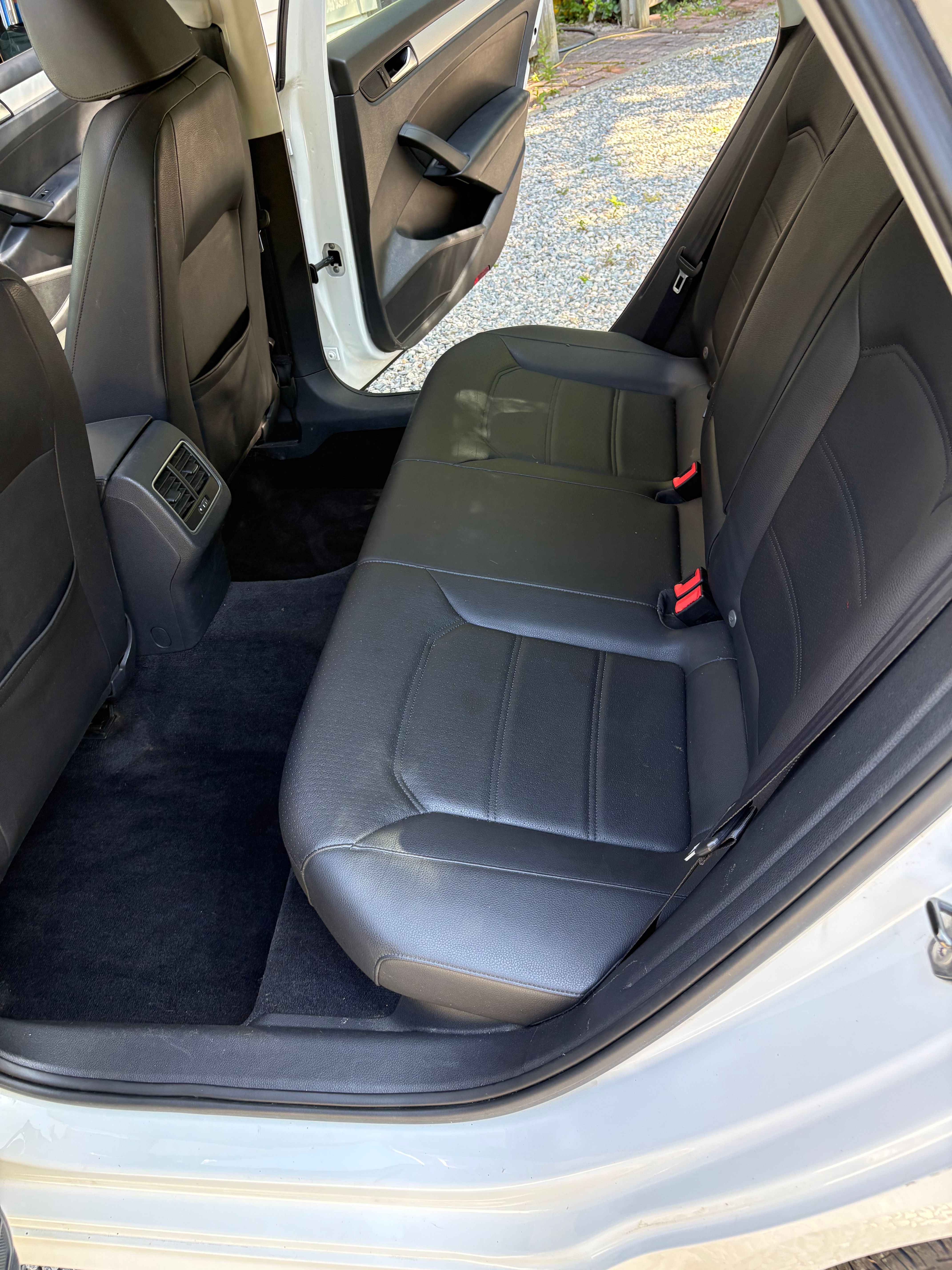 Used 2013 Volkswagen Passat 2.5 SE FWD image 13