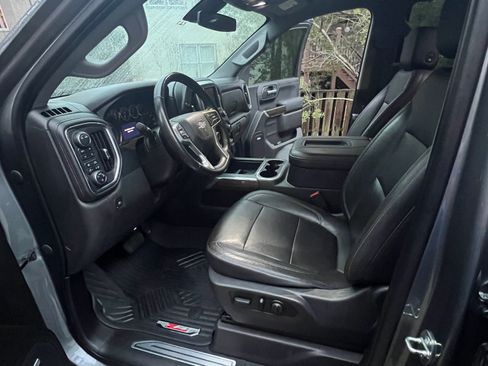 Used 2020 Chevrolet Silverado 1500 LT Trail Boss image 8