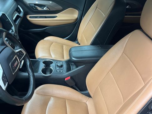 Used 2018 GMC Terrain SLT w/ Preferred Package FWD image 6