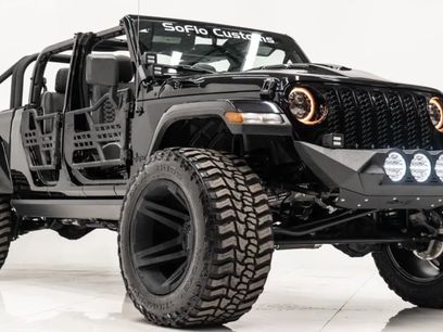 Used 2023 Jeep Gladiator Sport