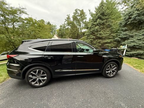 Used 2022 Acura MDX w/ Technology Package AWD/4WD image 4