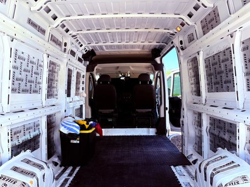 Used 2021 RAM ProMaster 2500 image 24