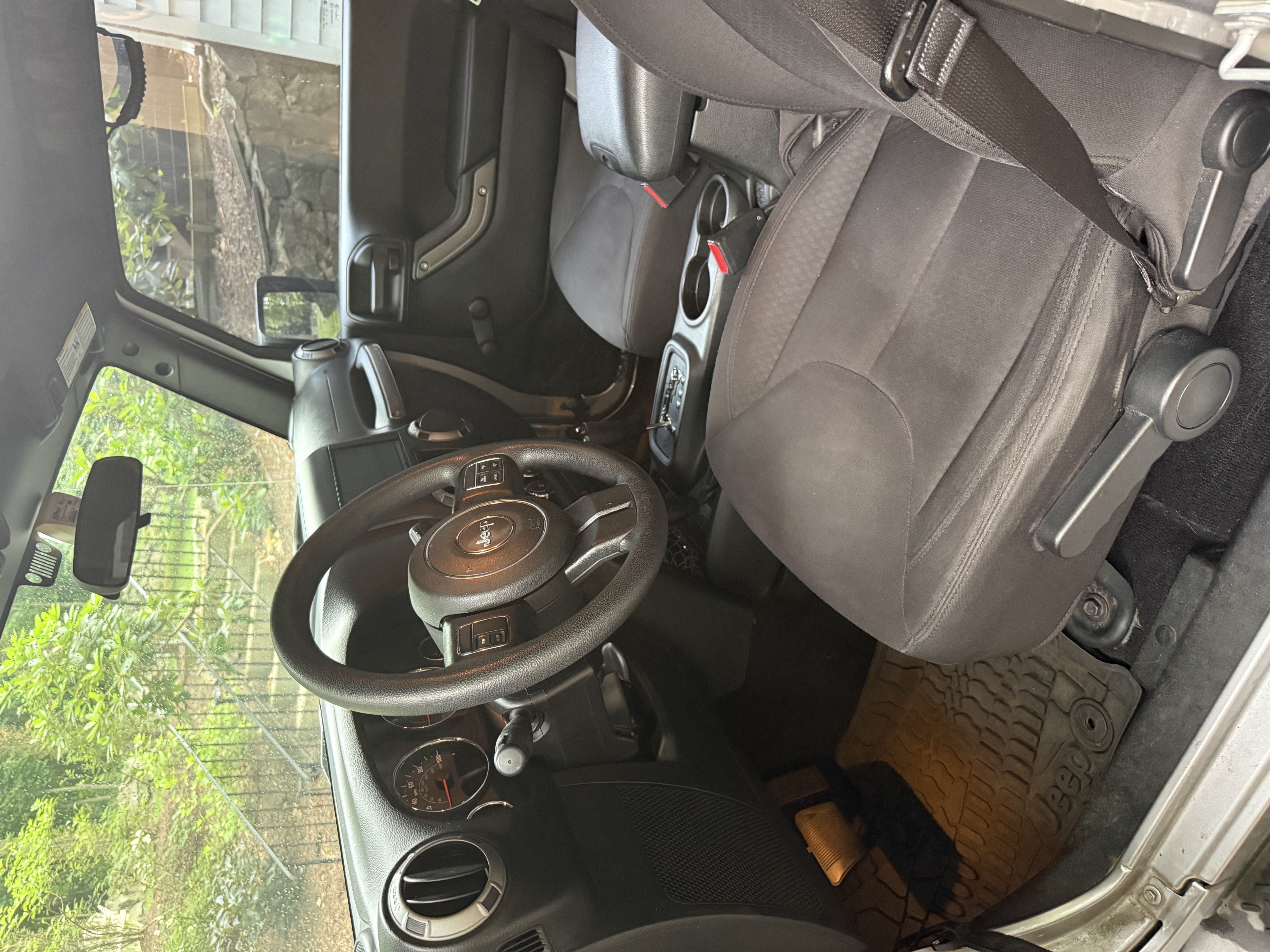 Used 2016 Jeep Wrangler Unlimited Sport AWD/4WD image 9