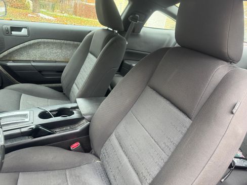 Used 2007 Ford Mustang Coupe image 12