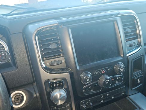 Used 2016 RAM 1500 Sport image 13