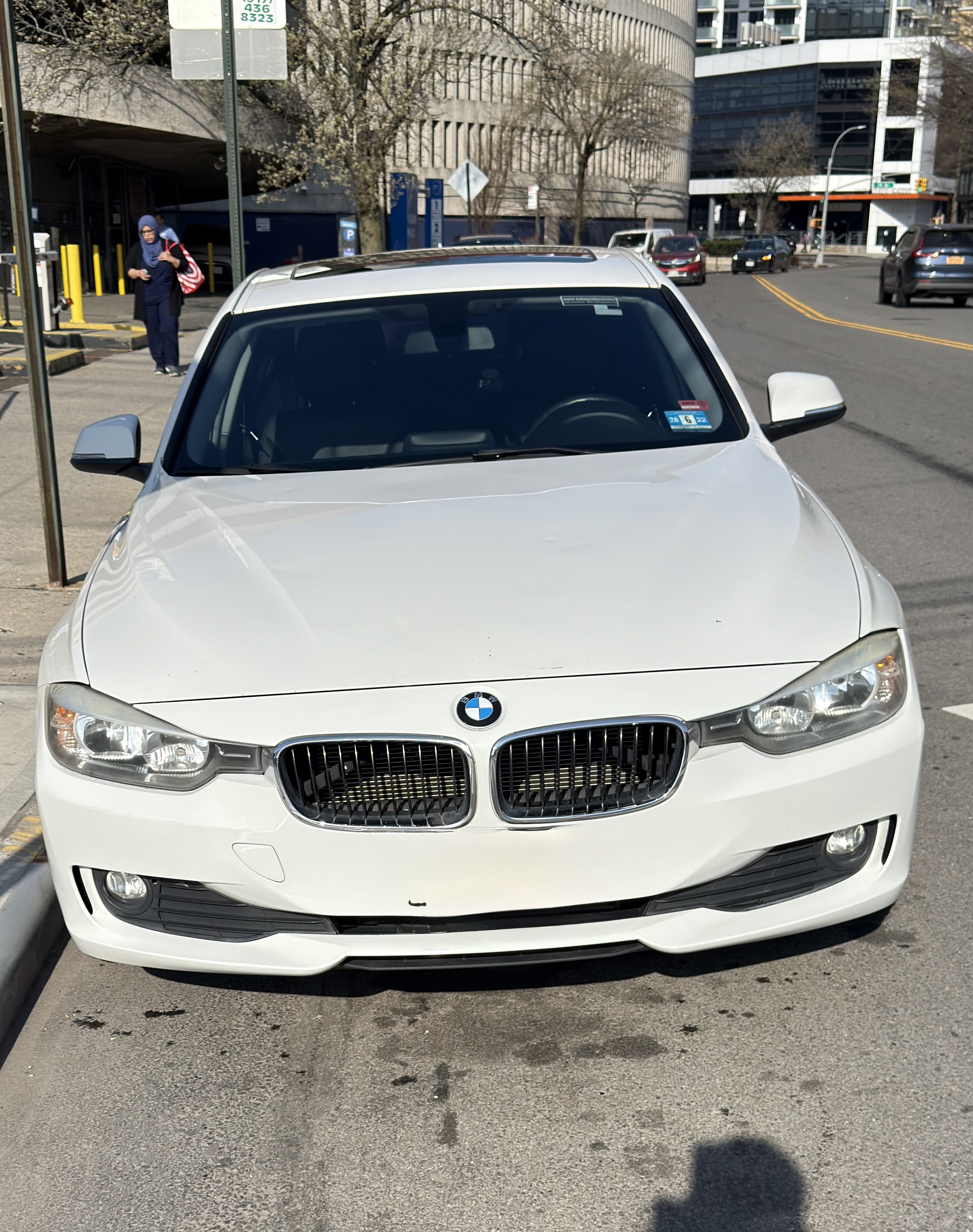 Used 2015 BMW 320i xDrive Sedan AWD/4WD image 5