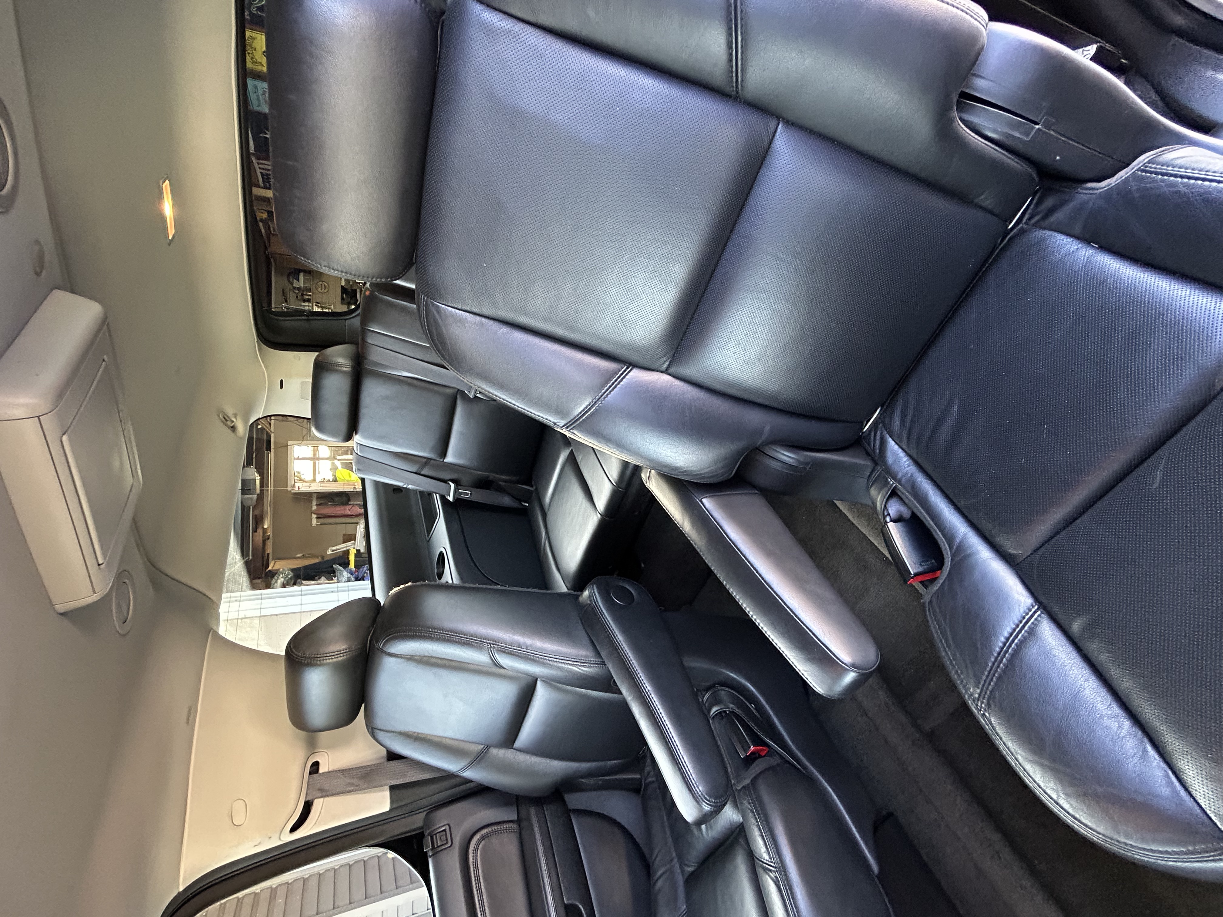 Used 2008 Cadillac Escalade ESV 2WD image 13