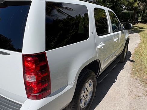 Used 2013 Chevrolet Tahoe LT image 8