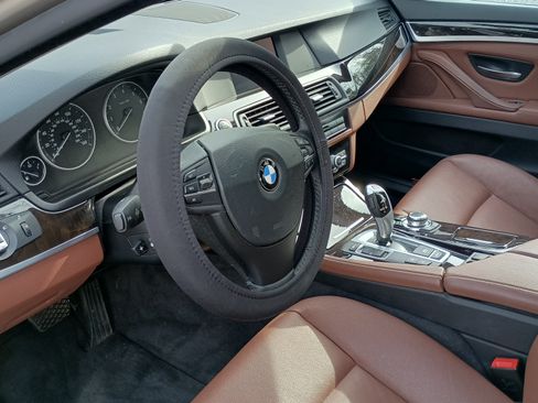 Used 2012 BMW 528i xDrive Sedan image 6