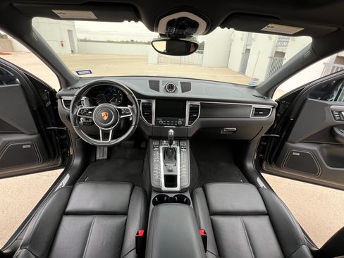 Used 2018 Porsche Macan GTS image 13