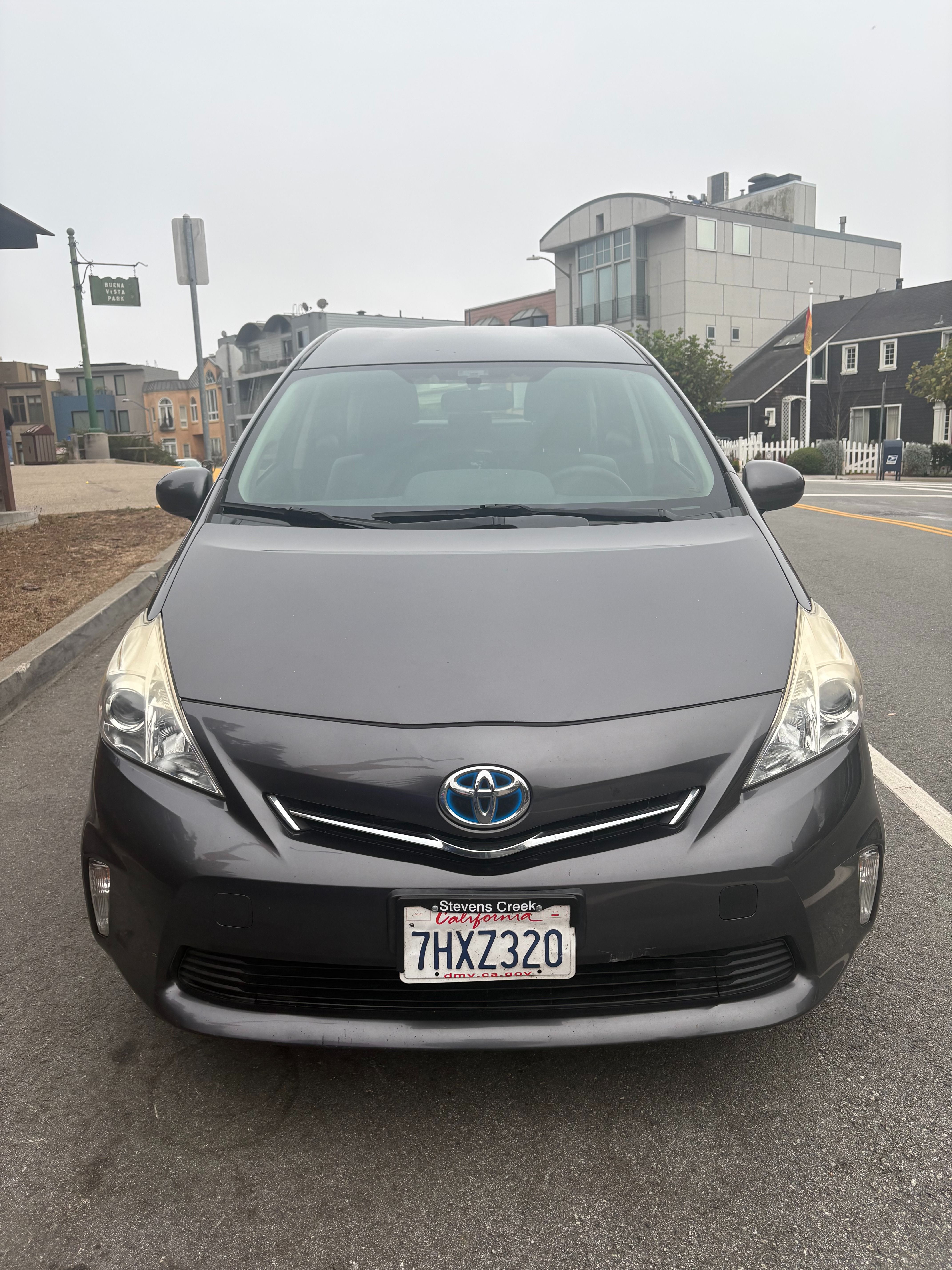 Used 2014 Toyota Prius V Three FWD image 1