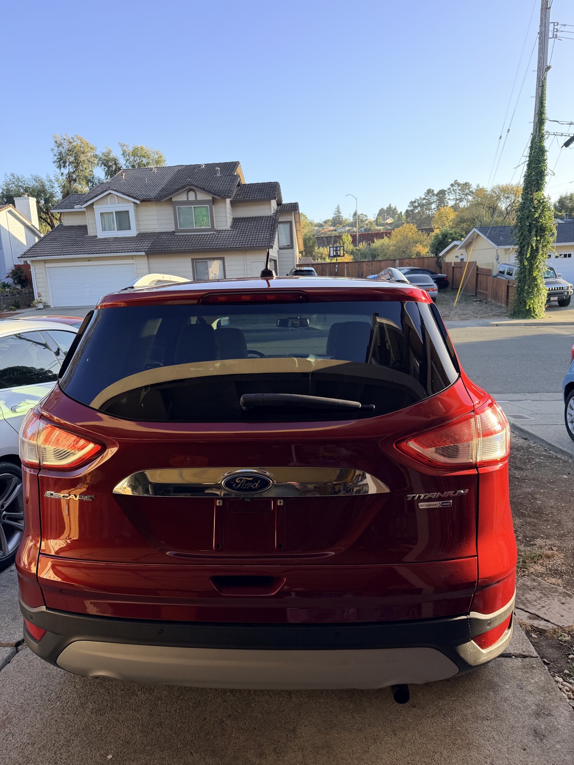 Used 2016 Ford Escape Titanium AWD/4WD image 4