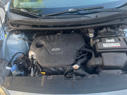 Used 2014 Hyundai Accent GLS image 11