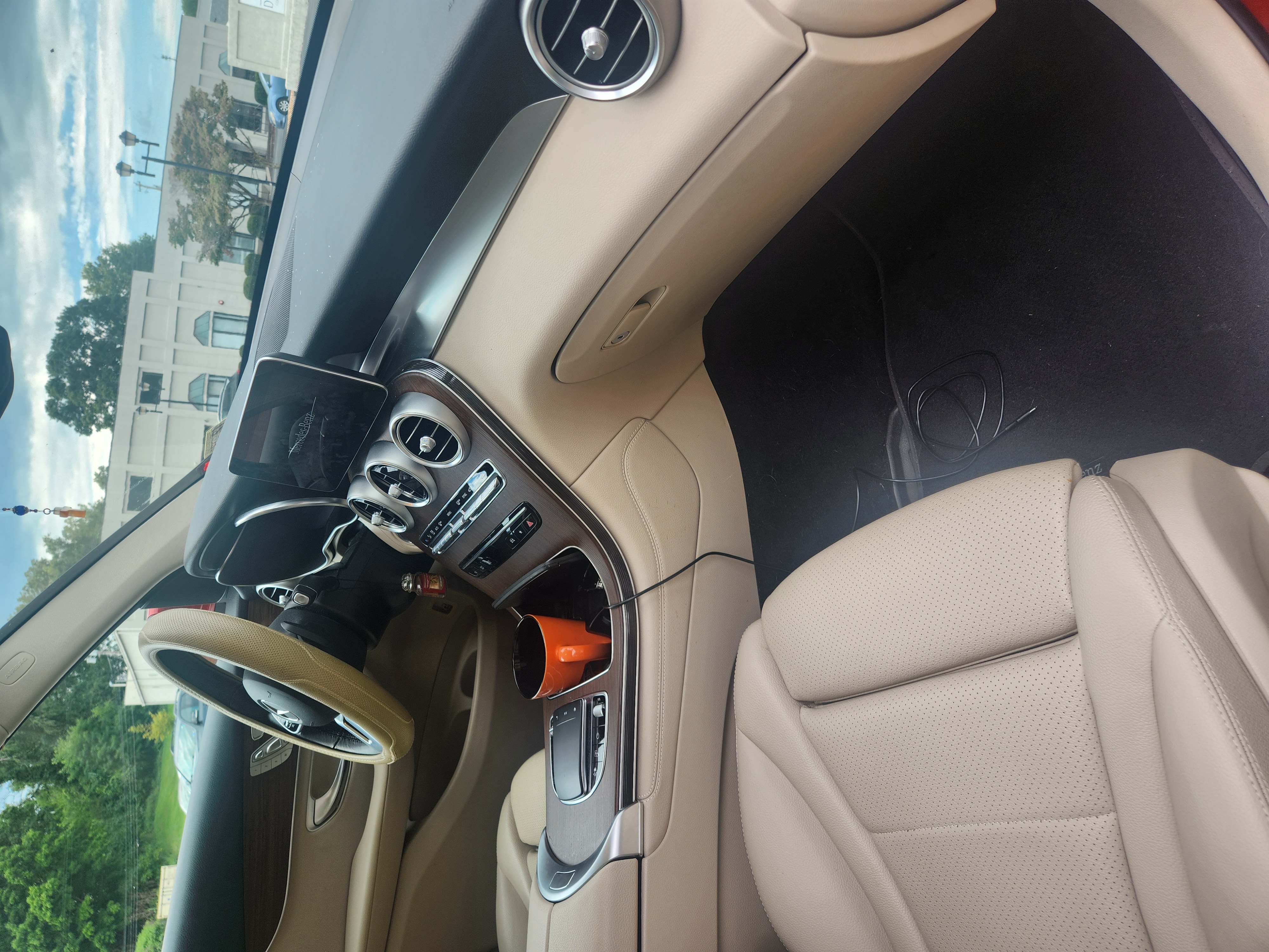 Used 2021 Mercedes-Benz GLC 300 image 14