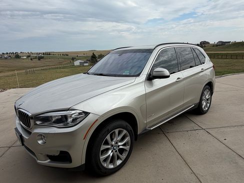 Used 2015 BMW X5 xDrive35i AWD/4WD image 1