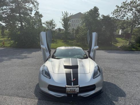 Used 2019 Chevrolet Corvette Stingray Coupe w/ 2LT Preferred Equipment Group image 8