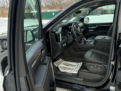 Used 2024 GMC Sierra 1500 Denali w/ Denali Reserve Package image 10