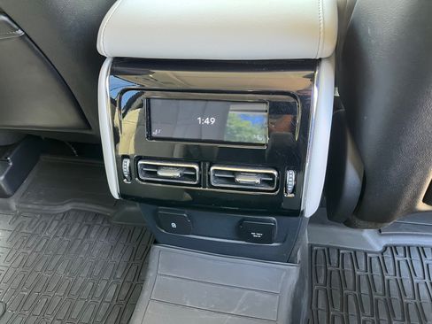 Used 2025 Lincoln Aviator Reserve w/ Equipment Group 201A AWD/4WD image 25