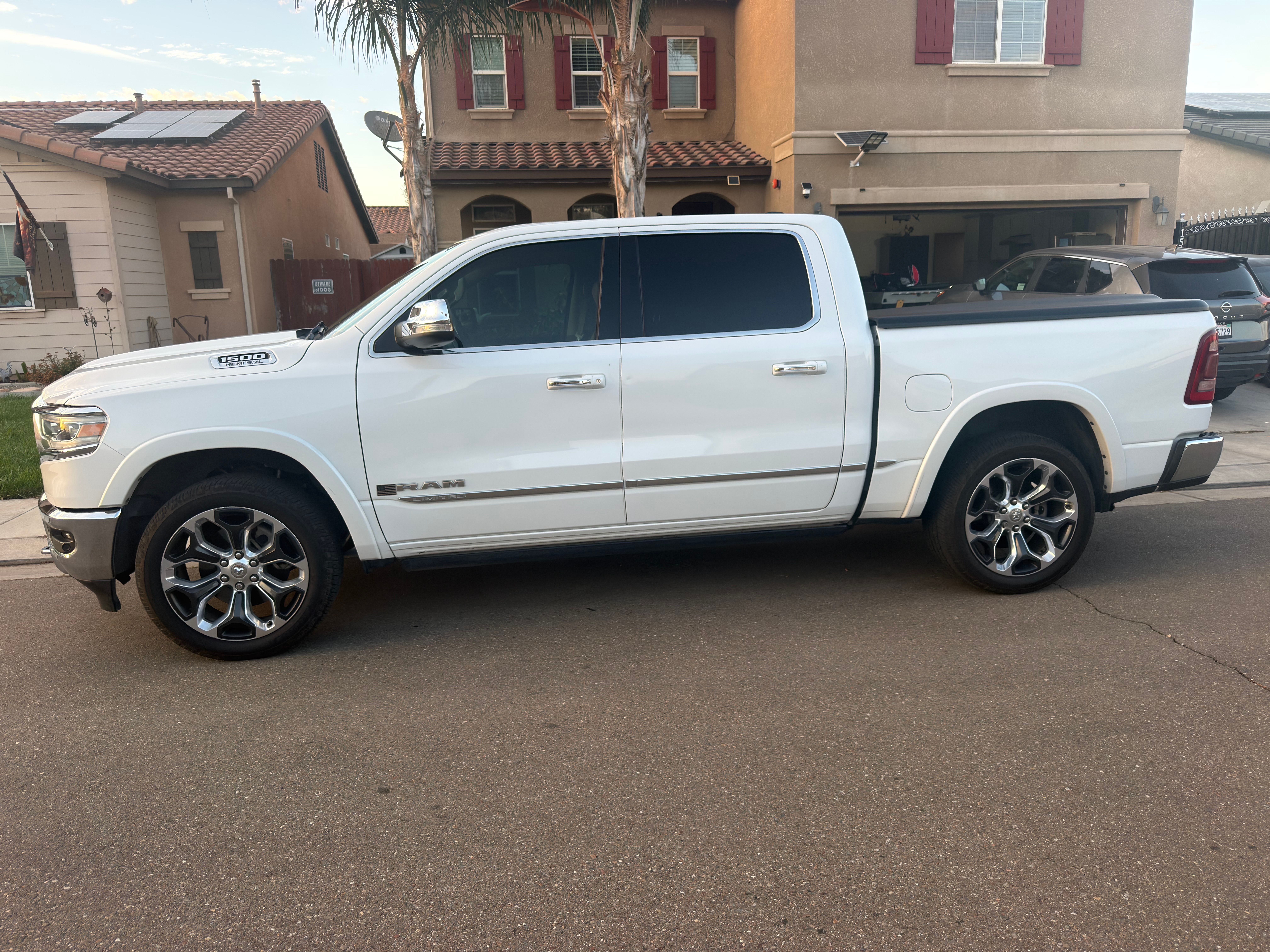 Used 2020 RAM 1500 Limited AWD/4WD image 1
