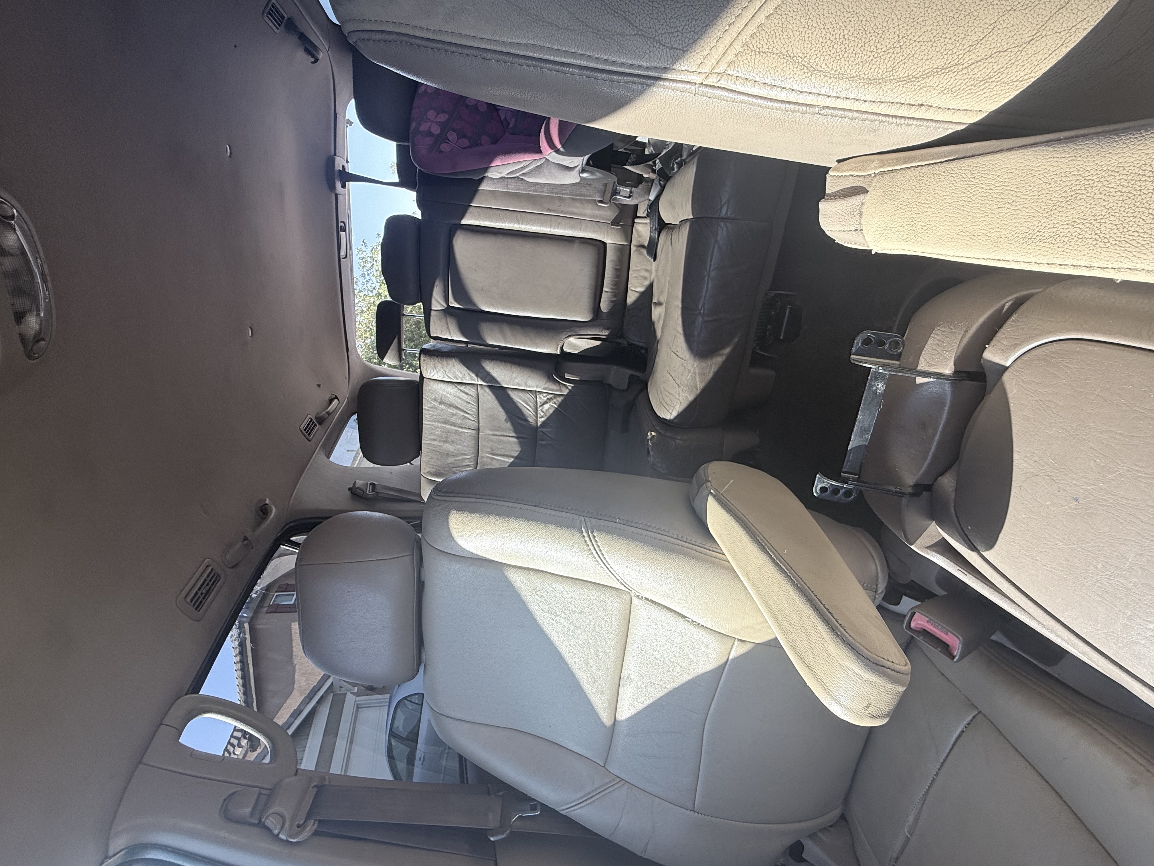 Used 2001 Toyota Sequoia Limited RWD image 5