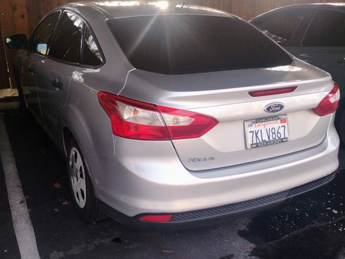 Used 2014 Ford Focus S image 1