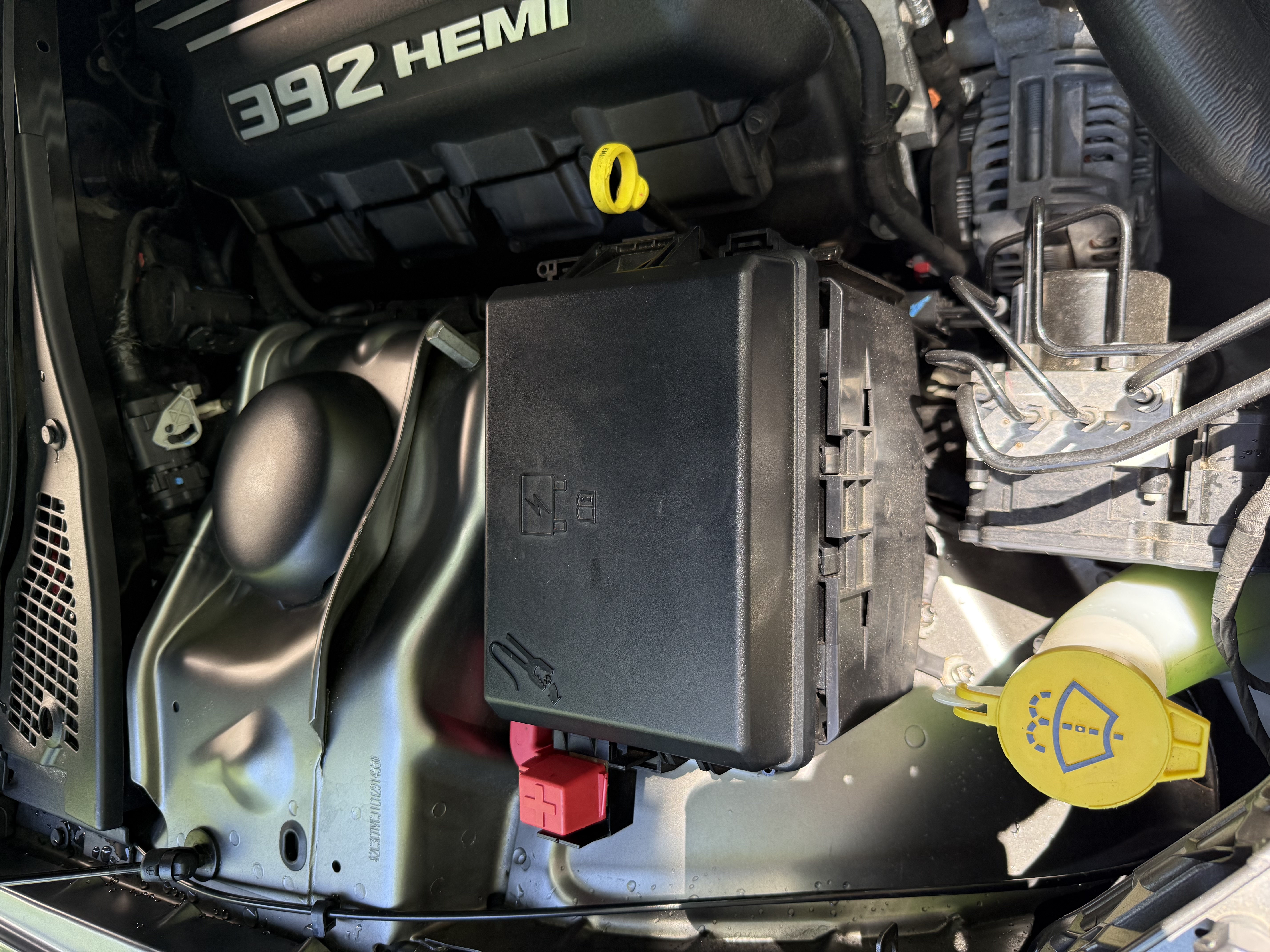 Used 2012 Dodge Challenger SRT8 RWD image 17