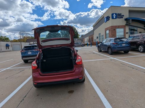 Used 2014 Ford Focus SE w/ Equipment Group 201A image 13