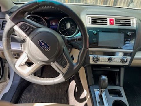 Used 2015 Subaru Legacy 2.5i Premium image 8