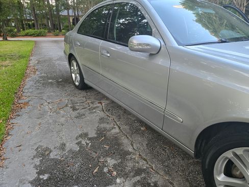 Used 2005 Mercedes-Benz E 500 Sedan image 22